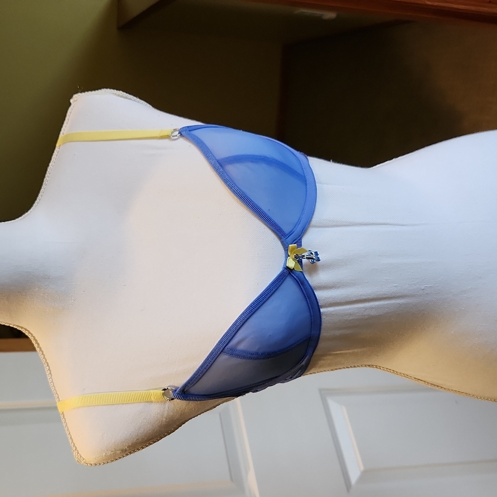 Lounge brand bra
